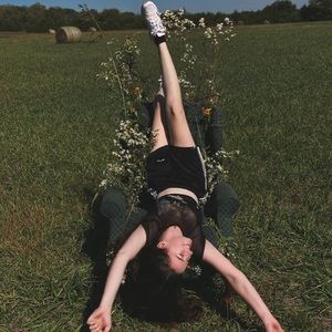 Meet your Posher, Lydia